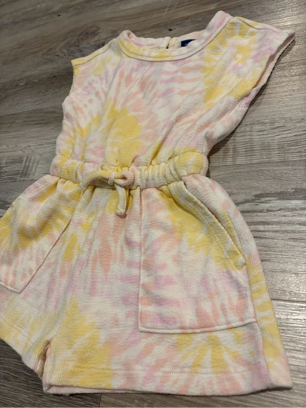 Old Navy Girls Yellow & Pink Tie-Dye French Terry Utility Romper size XS 5